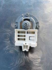 Pompa di scarico  della lavatrice candy