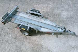 Rimorchio ellebi - cresci per moto