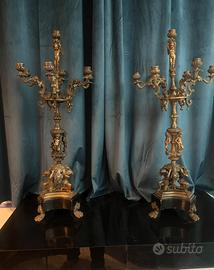 Coppia di antichi candelabri