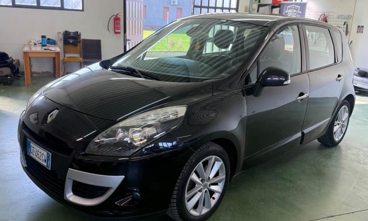 Renault Scenic Scénic X-Mod 1.5 dCi 110CV Luxe
