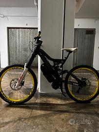 Mondraker downhill elettrica 1000watt
