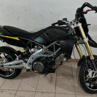 APRILIA DORSODURO 750 a2