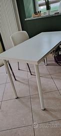 scrivania ikea LAGKAPTEN  bianca 