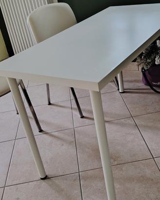 scrivania ikea LAGKAPTEN  bianca 