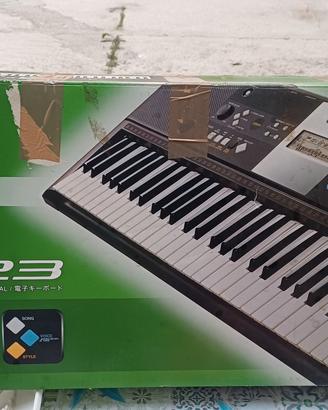 Tastiera digitale Yamaha PSR E223