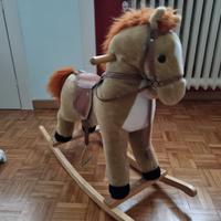 Cavallo a dondolo