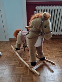 Cavallo a dondolo