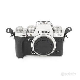 Fujifilm X-T4 - Silver