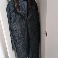 pelliccia di astrakan vera con collo di visone 