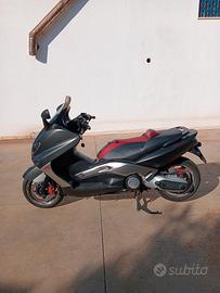 Yamaha Tmax Black Max 