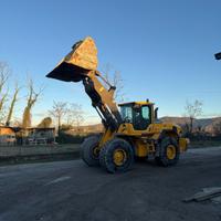 Pala gommata Volvo L110 G pesa elettronica