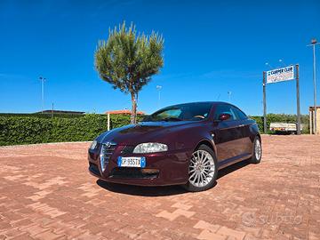Alfa Romeo Gt Distinctive 1.9 Jtdm 150cv