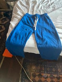 Pantaloni tuta