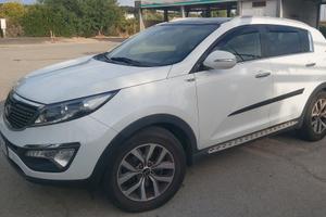 Kia Sportage anno 2014. Serie class full optionals