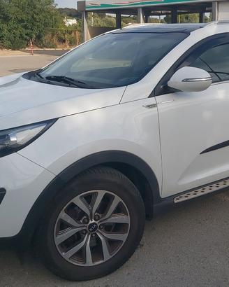 Kia Sportage anno 2014. Serie class full optionals
