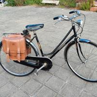 elegantissima bicicletta Peugeot 