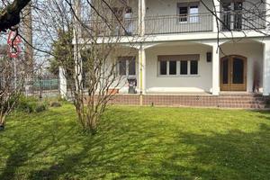 Villetta a schiera di 200 m² con 4 locali e box au
