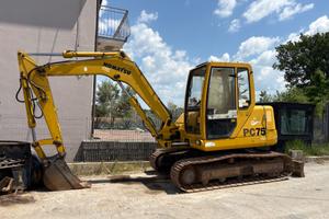 Miniescavatore Komatsu PC75