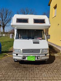 Camper mansardato stato ottimale