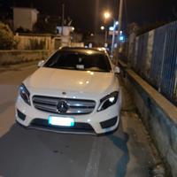 Gla 200 premium AMG