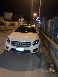 Gla 200 premium AMG