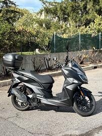 Scooter Sym Jet 14 200 pari al nuovo