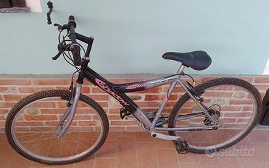 Mountain bike Shadow 4000