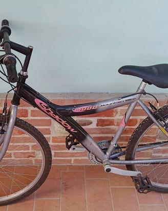 Mountain bike Shadow 4000