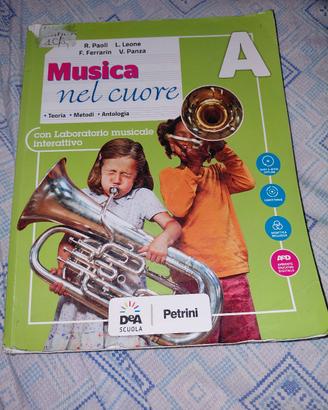 MUSICA NEL CUORE  "A" (LIBRO SCUOLA MEDIA)