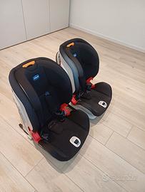 2 seggiolini Chicco youniverse gruppo 123