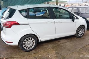 Ford B-Max 1.5 TDCi 75 CV Titanium