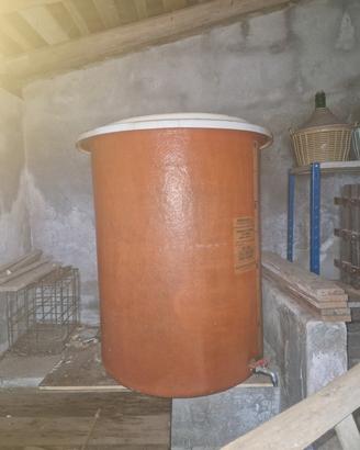 2 Botti di vino, acqua o olio in resina 