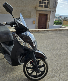 Scooter geopolis 250 rs