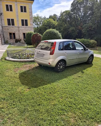 Ford Fiesta 1.4 TDCi 68 CV – 5 porte – Euro 4
