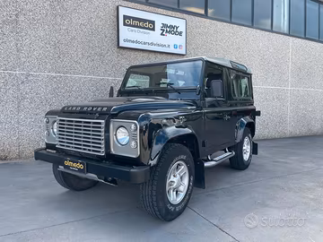 Land Rover Defender 90 2.4 TD4 Station Wagon