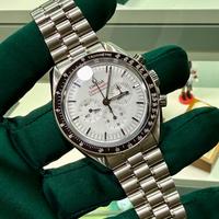 Omega Speedmaster Moonwatch