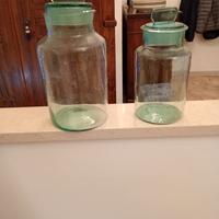 antichi barattoli in vetro 
