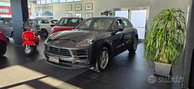 PORSCHE Macan 3.0 S