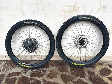 Specialized Roval Traverse + DT Swiss E1900