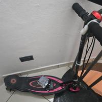 monopattino elettrico Razor e90