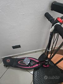 monopattino elettrico Razor e90