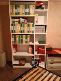 libreria alta cm. 230.5  larga 137.5  prof. 45