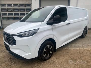 FORD TRANSIT CUSTOM 320L1H1 2.0 ECO 136CV AUTO TIT