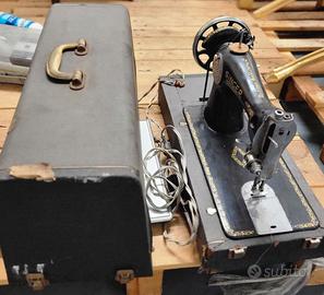 MACCHINA DA CUCIRE SINGER K15