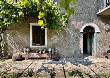 RUSTICO A PEZZAZE