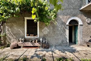 RUSTICO A PEZZAZE