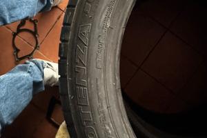 Gomme 275 40 19