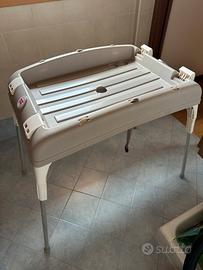 Tavolino fasciatoio/bagnetto neonato