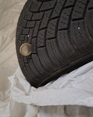 4 Pneumatici invernali nexen 175 65 R14. 86t