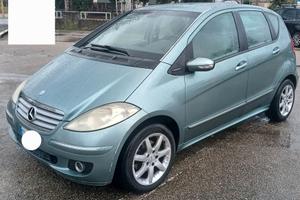 Auto Mercedes classe A W169